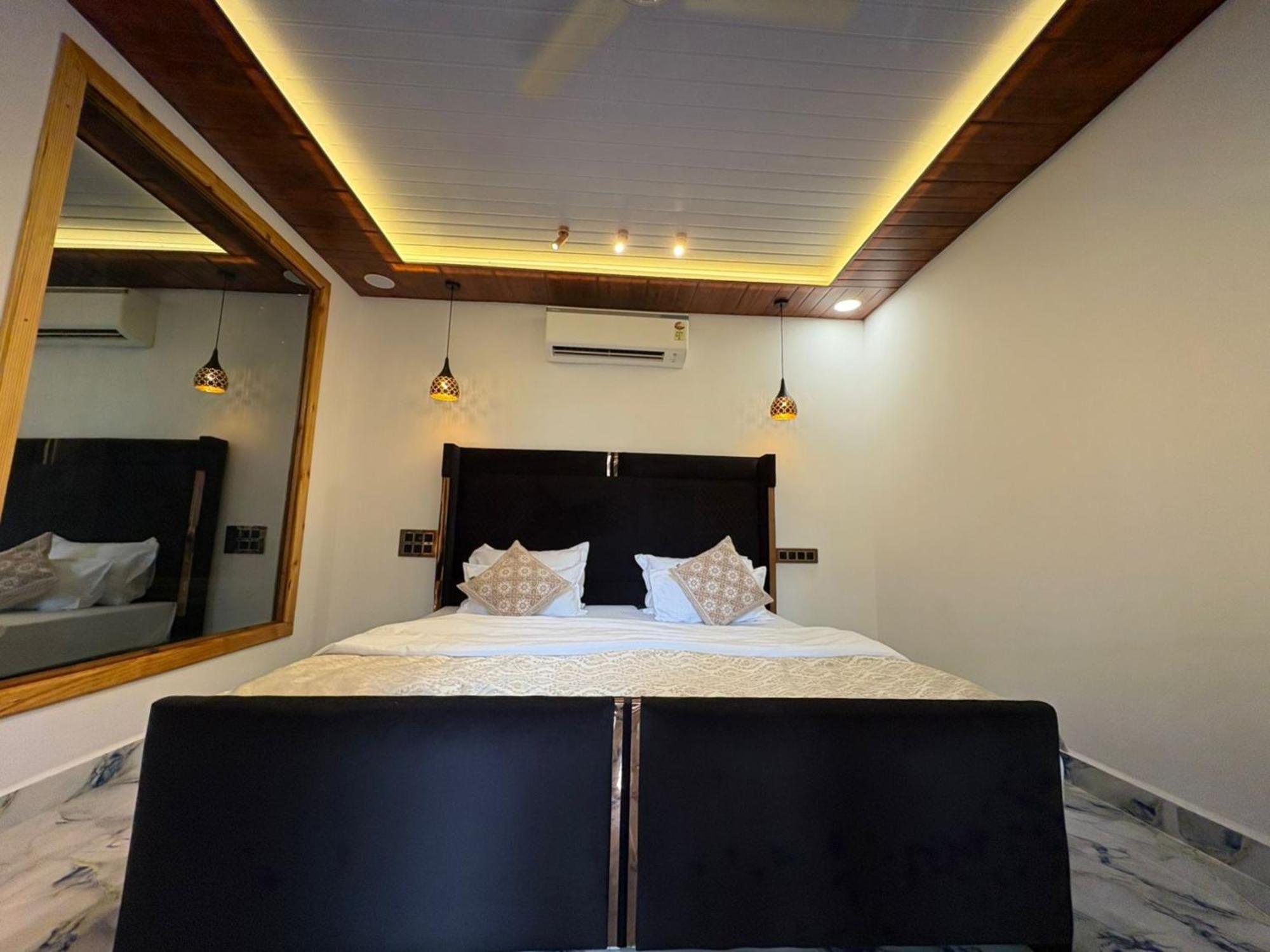 The Charming Nights Hotel Palolem Exterior photo
