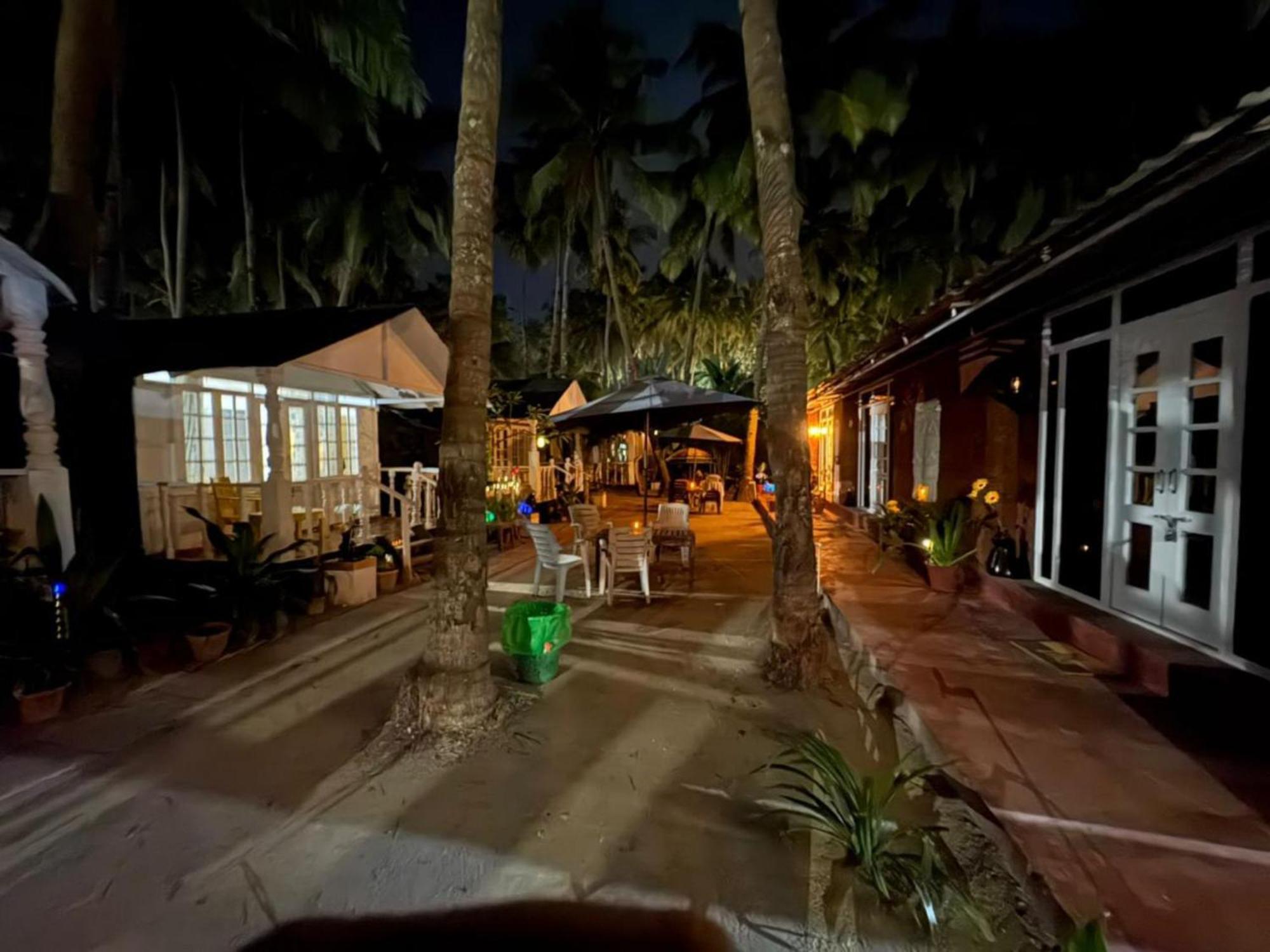 The Charming Nights Hotel Palolem Exterior photo